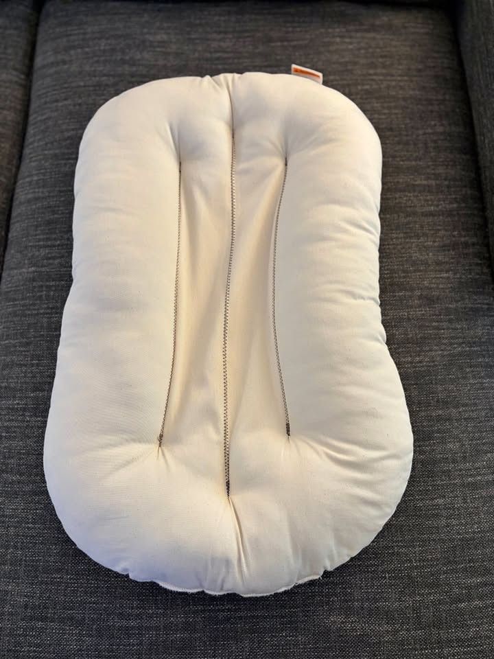 Snuggle Me Organic Infant Lounger with 3 covers