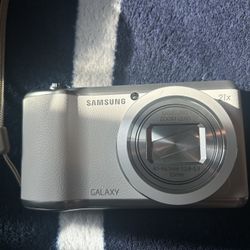 Samsung Galaxy Camera 