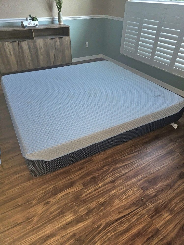 12" King Mattress