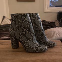 Steve Madden Boots