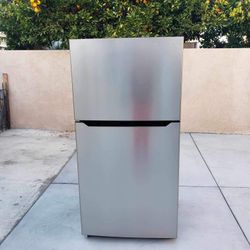 Insignia Refrigerator Stainless Steel 21cu Ft 33x31x66🚨👍