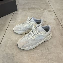 adidas Yeezy Boost 700 V2 Static