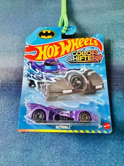 Hot Wheels Batman Batmobile Color Shifter