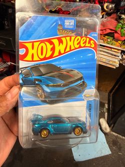 Mustang GTD STHHot Wheels Die-Cast Car #43/250