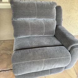 Sectional Couch/Recliner