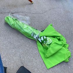 7 Foot Bud Light Lime Green Umbrella. Brand New Still In Box.