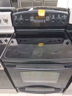 GE black electric stove