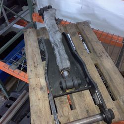 hydraulic Thumb Trojan (capacity:3-5 Tons)