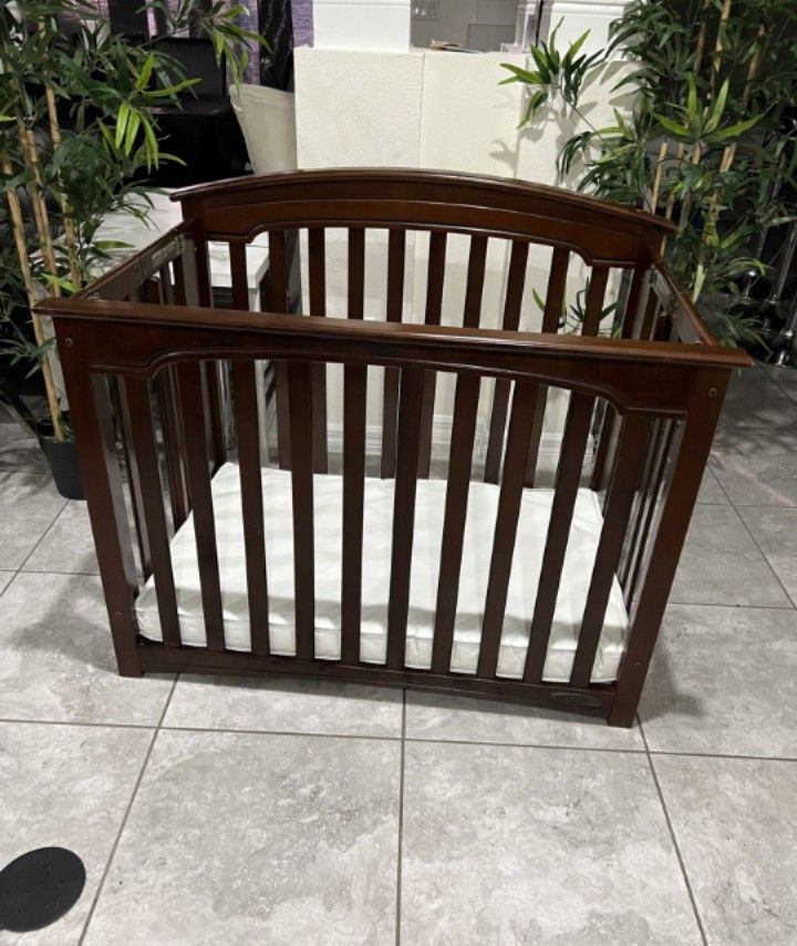 Child Craft Mini Crib, Folding Stacionary Side Crib $69,mattress $15/mini Cuna Portátil, Plegable