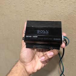 100 watts Amp