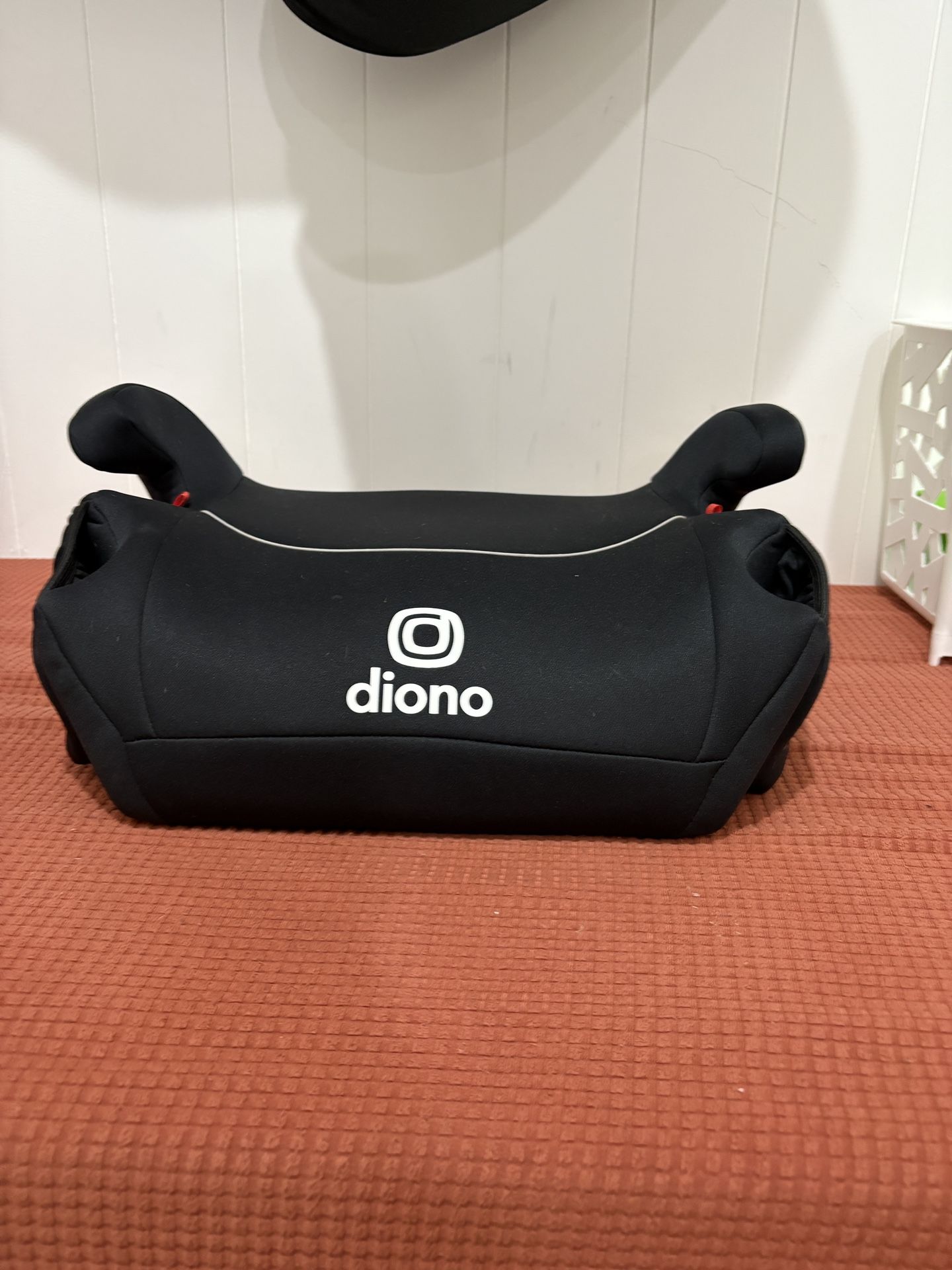 Diono Solana Booster Car Seat $30