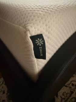 ZINUS Memory Foam 12 Inch Green Tea Mattress, King, White