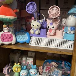 hello kitty fans/ligjts