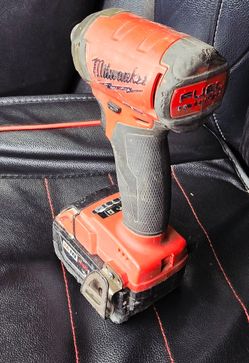 Milwaukee drill