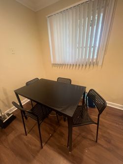 Black dining Table