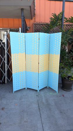Awesome room divider