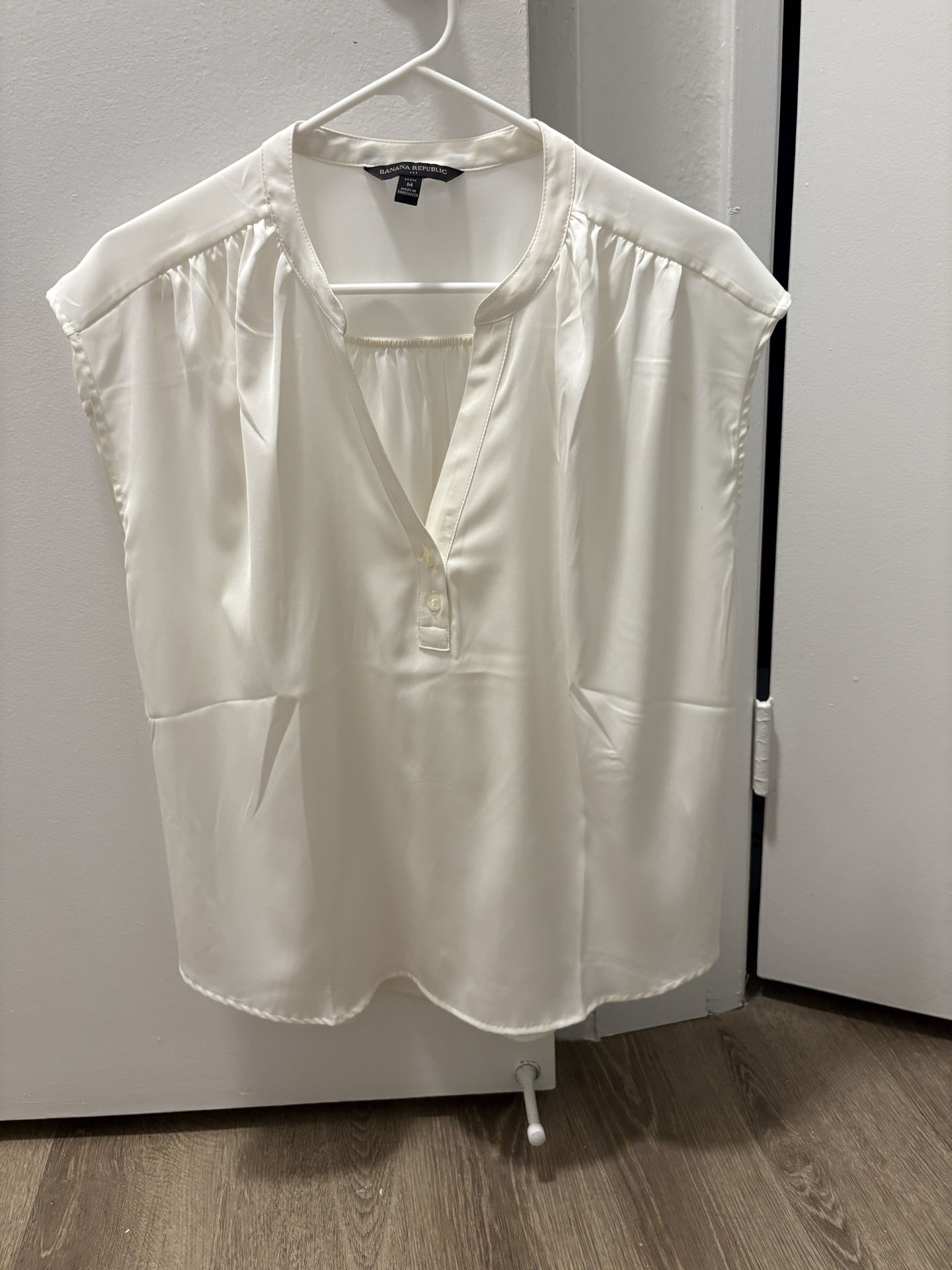Banana Republic Cream Blouse