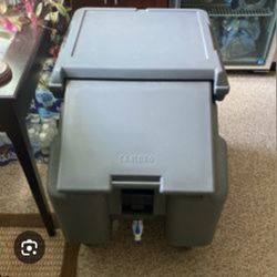 Cambro sliding lid model ICS100L45191