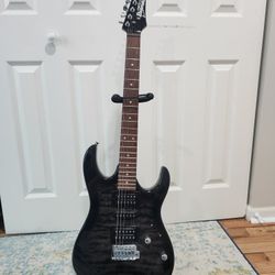 Electric Guitar with Accessories 