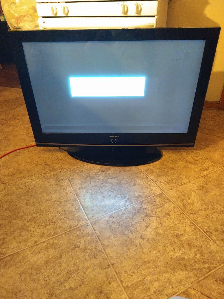 42 Inch Samsung Plasma Flat screen Tv $60 Extremely FIRM (NO REMOTE)