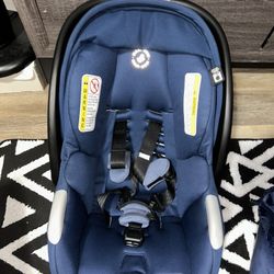 Maxi Cosi: Zelia Car seat and Stroller 