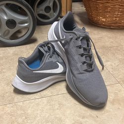 Nike Sz 9