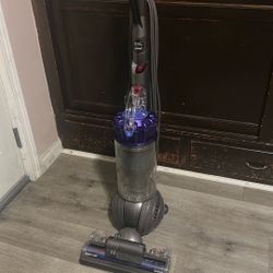 Dyson Ball Vacuum 