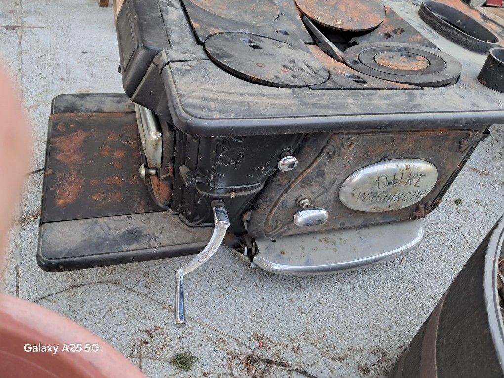 Antique stove