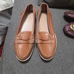 Flat Shoes Size 7
