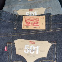 Levis