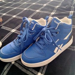 Boys Size 6 Reebok