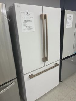 LG French Door Refrigerator White
