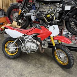 Honda CRF 50 Pitbike