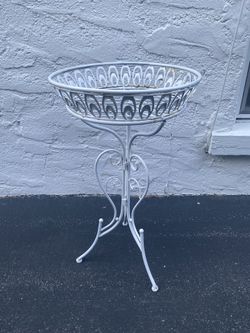 Metal Plant Stand 