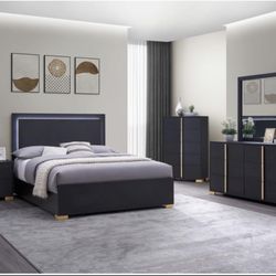 5 Piece Black And Gold Bedroom Set Includes Queen Bed 1 Nightstand 1 Dresser 1 Mirror And 1 Chest All Brand New In Box Firm Price $999