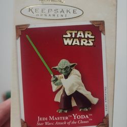Hallmark Keepsake Star Wars Jedi Master Yoda BNIB