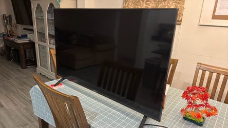 99% New 50 Inch LG smart TV