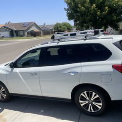 2017 Nissan Pathfinder