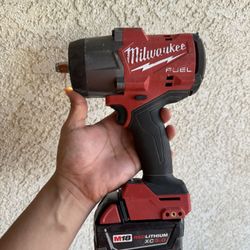 Milwaukee 1/2” Impact with Battery