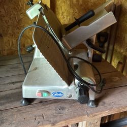 Globe meat slicer