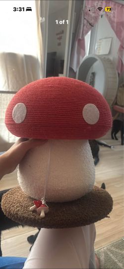 Cute mushroom scratcher