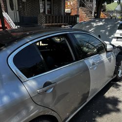 2008 Infinity G35x G37x Passenger Side Front And Rear Door 