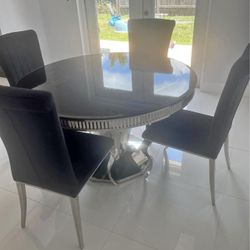 Black Dining Table With Chairs 