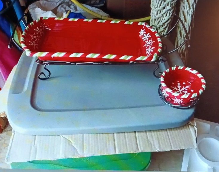 Celebrating Home Dinnerware