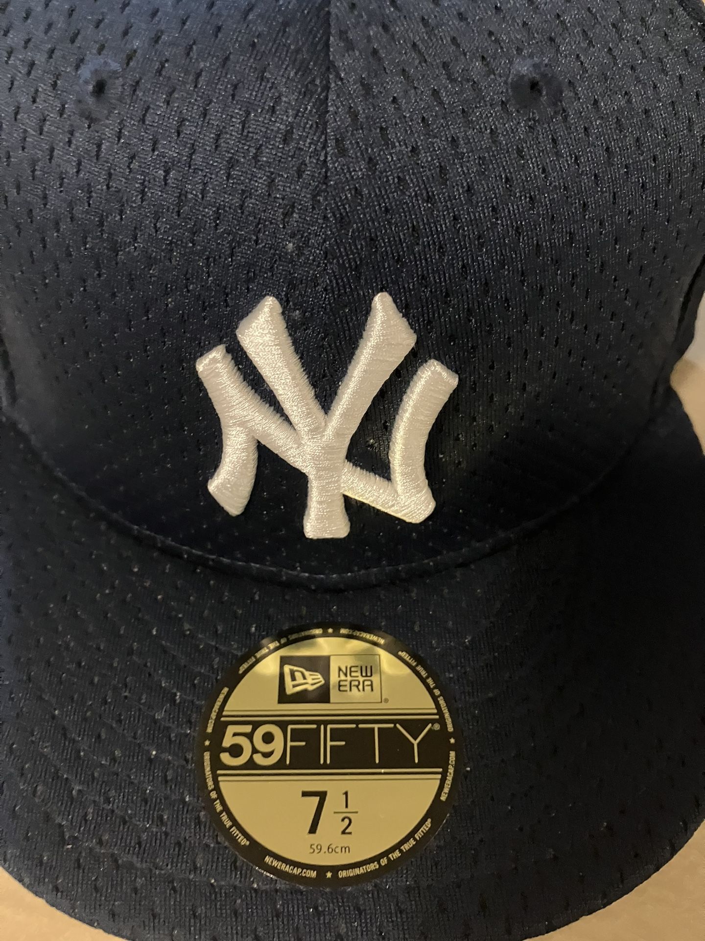 New York Yankees Fitted Hat