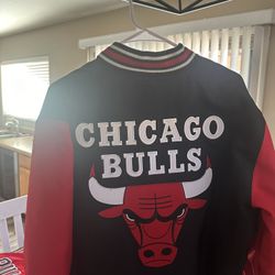 Bulls Jacket Small Mens 