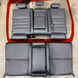 Lexus IS200t/IS250/IS300/IS350 F Sport rear seats