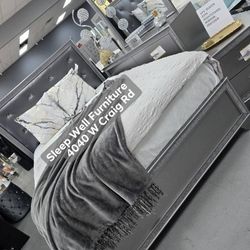 ✨️4pc Queen, King Bedrooms ✨️ Furniture Sectionals, Dining Avail 