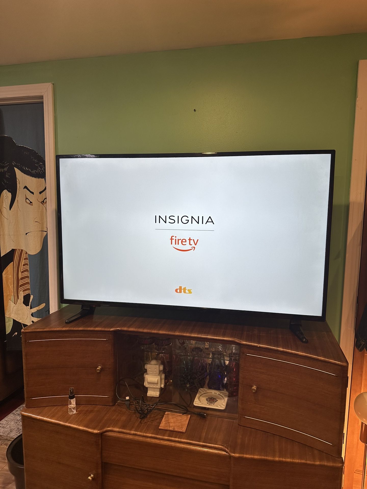 50” INIGNIA HD fire TV 2022