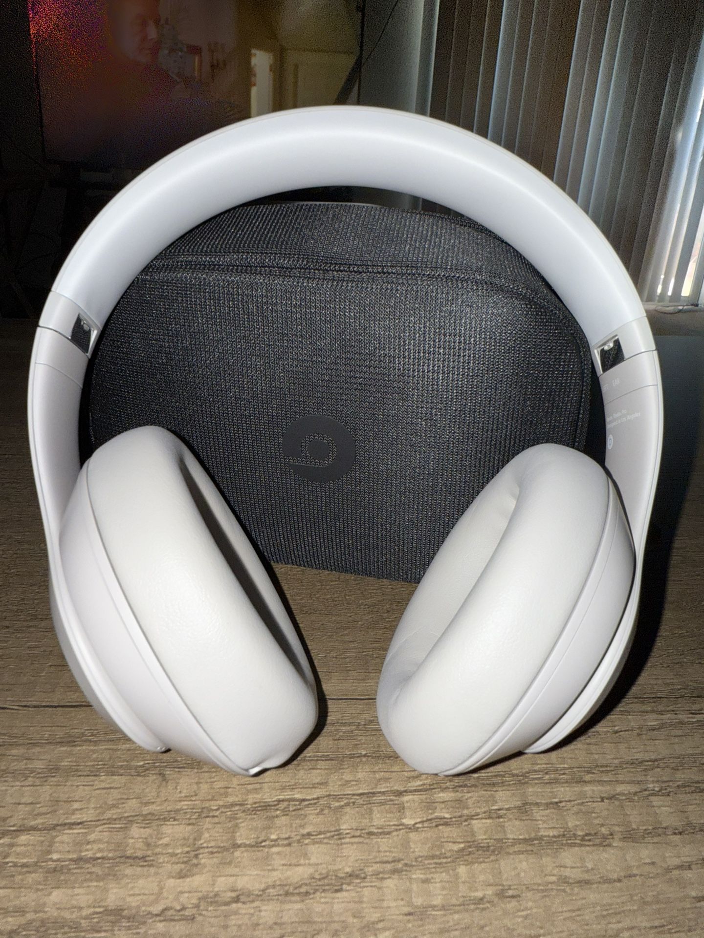 Beats Studio Pro Sandstone